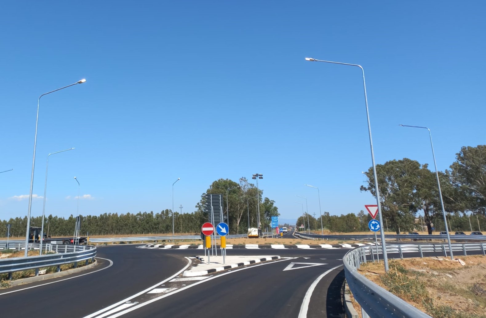 Villacidro, viabilità più sicura: ecco la maxi rotatoria a S’Acqua Cotta