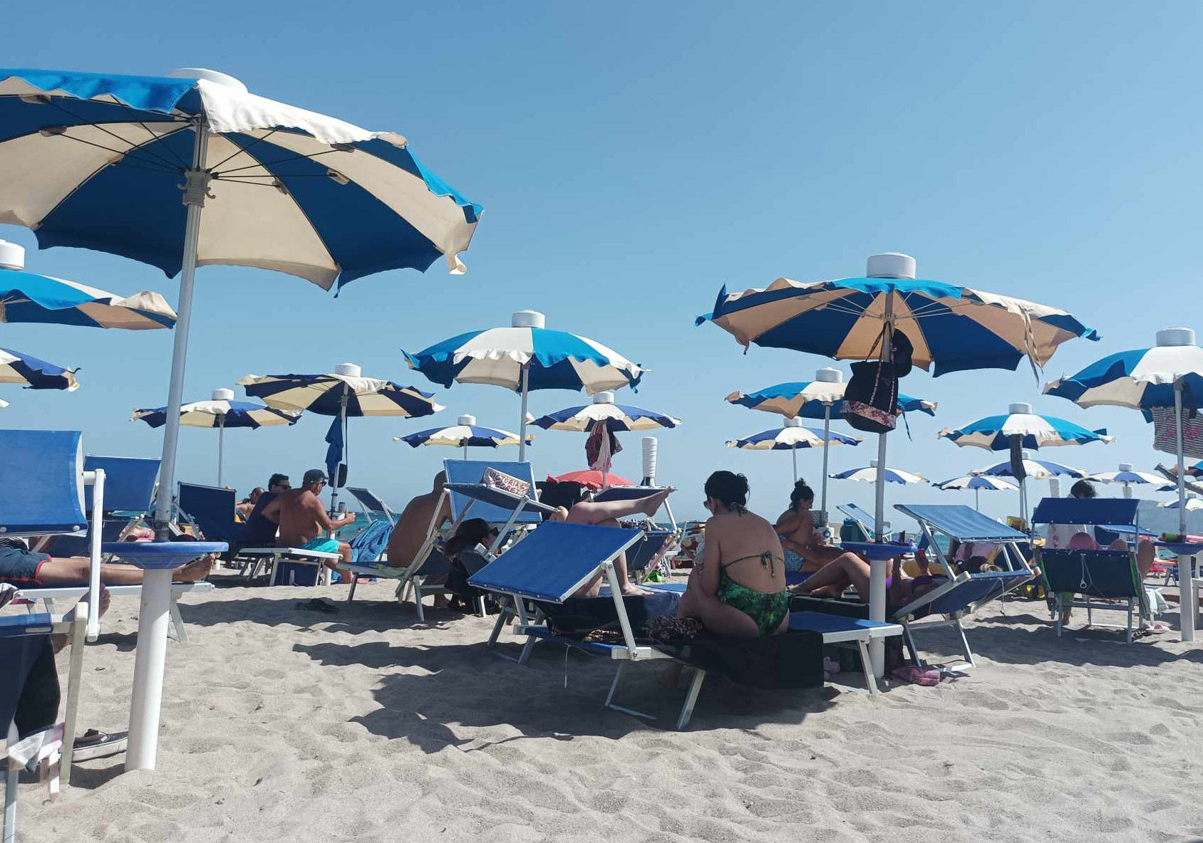 Meteo Casteddu, caldo e afa sulla Sardegna nel primo weekend di luglio: picchi di 35 gradi