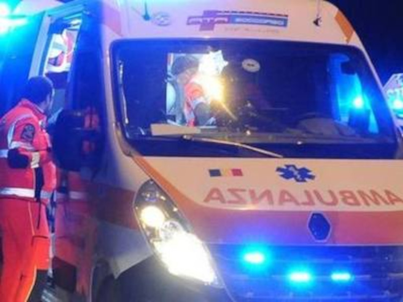 Cagliari, famiglia travolta da uno scooter elettrico: il padre arrivato al Brotzu in coma