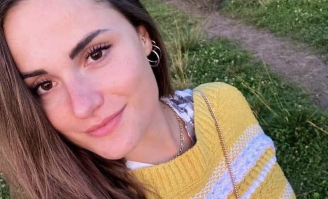 Posta un video mentre si arrampica, poi precipita nel vuoto: Valentina muore a 31 anni