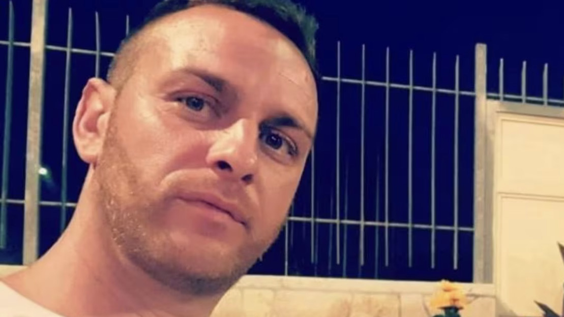 Gravissimo incidente in scooter, muoiono due amici di 40 e 31 anni