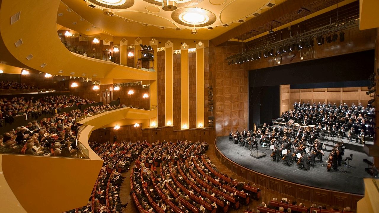 Cagliari, secondo concerto annullato in pochi giorni: “Il Lirico rischia di morire”