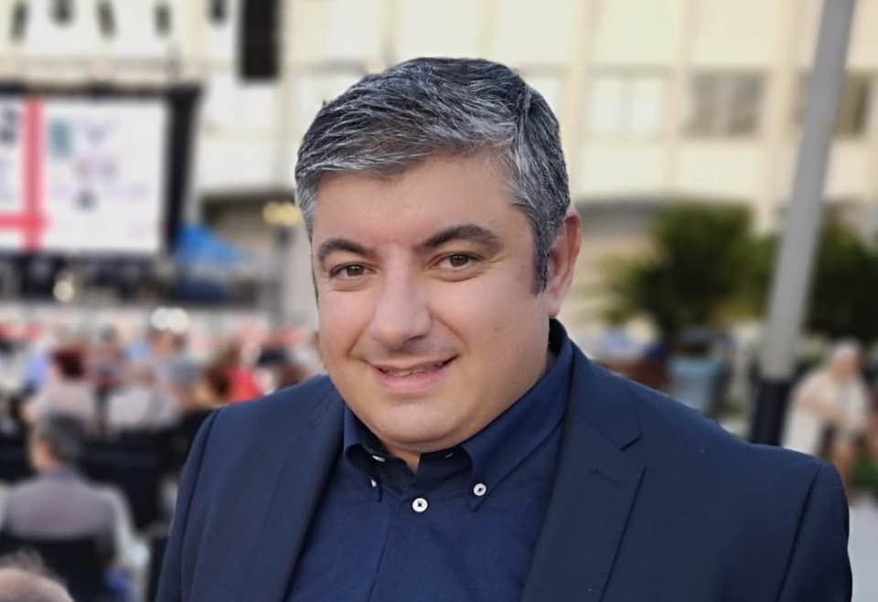 “Vado in esilio, addio Psd’Az: ha tradito e non difeso la Sardegna”: lascia l’ex fedelissimo di Solinas Quirico Sanna