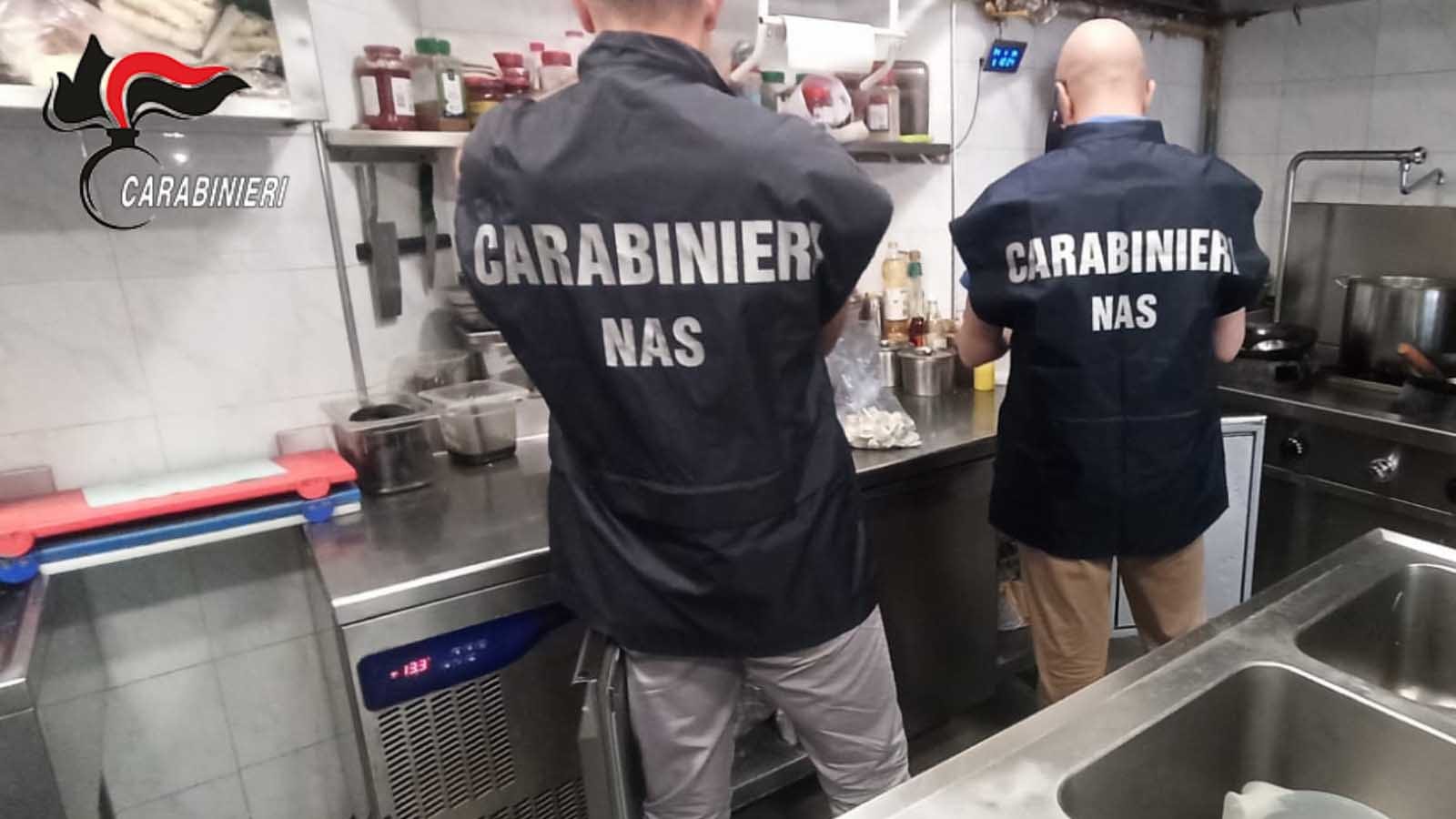 Carloforte, blitz dei Nas in hotel: sequestrati 100mila euro di surgelati e bevande