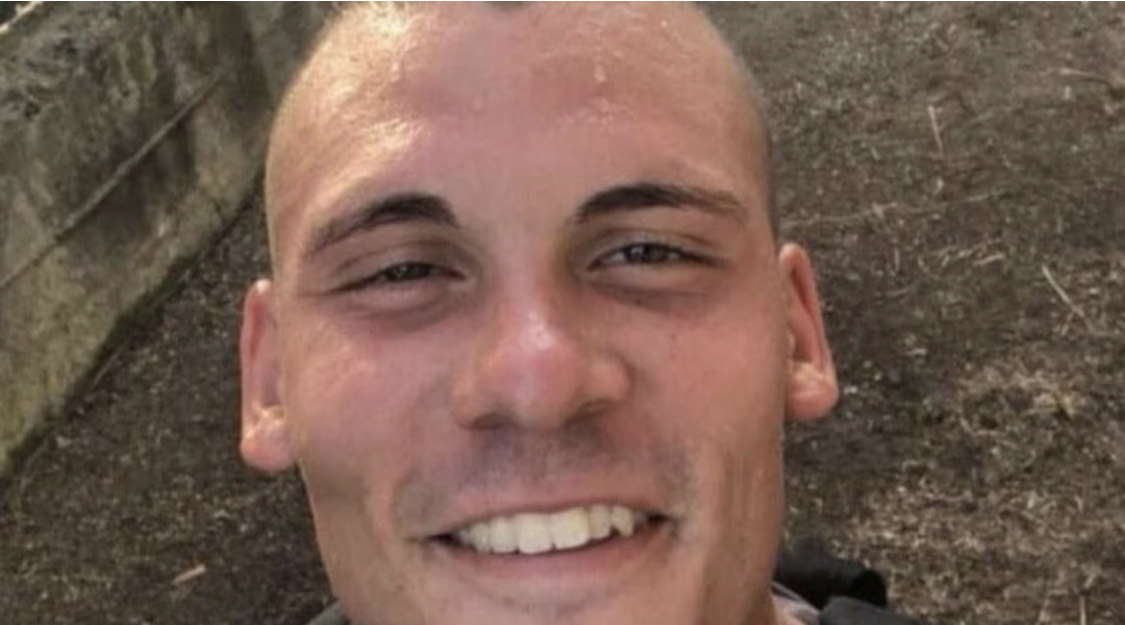 Trovato senza vita in mare il corpo del 23enne Gabriele Alessandria: era scappato