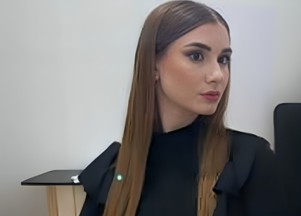 Incidente moto contro autobus, Nicole Lorefice muore a 19 anni mentre è in vacanza