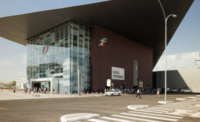 Tragedia alla Stazione Tiburtina, una donna si 33 anni si è tolta la vita