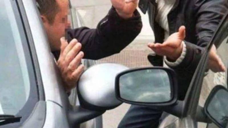 Minaccia un 90enne dopo la truffa dello specchietto e gli scuce 800 euro, giovane nomade di Quartucciu in manette