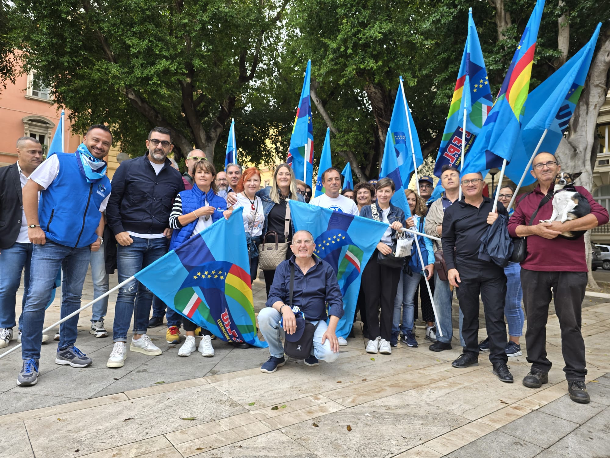 Infermieri e Oss di case di cura e Rsa disperati a Cagliari: “Contratti bloccati e stipendi bassissimi anche da 14 anni”