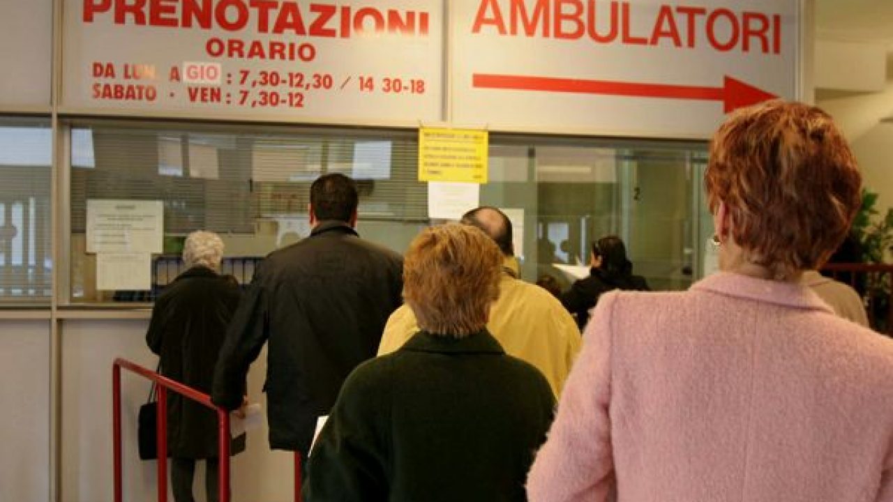 Sanità e liste d’attesa lunghissime in Sardegna: “La Regione paghi le visite dai privati”