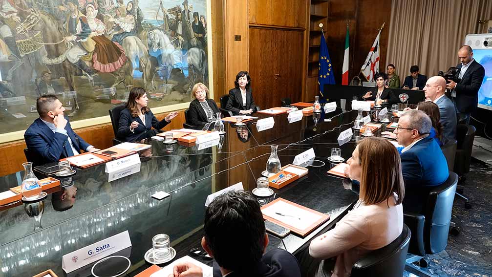 Rinnovabili, approvata la legge sulle aree idonee in Sardegna: entro 120 giorni l’Agenzia sarda dell’energia