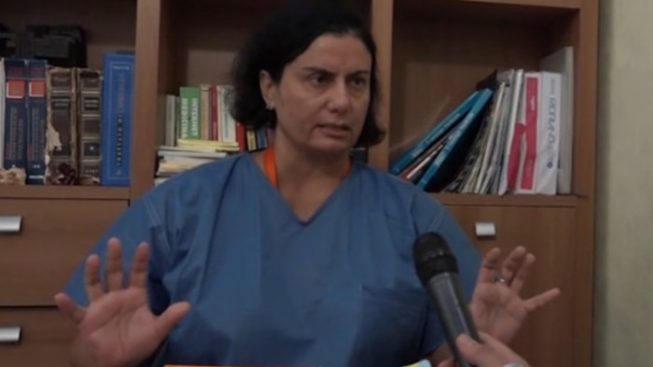 Curava i tumori con gli ultrasuoni: condannata all’ergastolo, chiesti a Cagliari 18 anni in appello