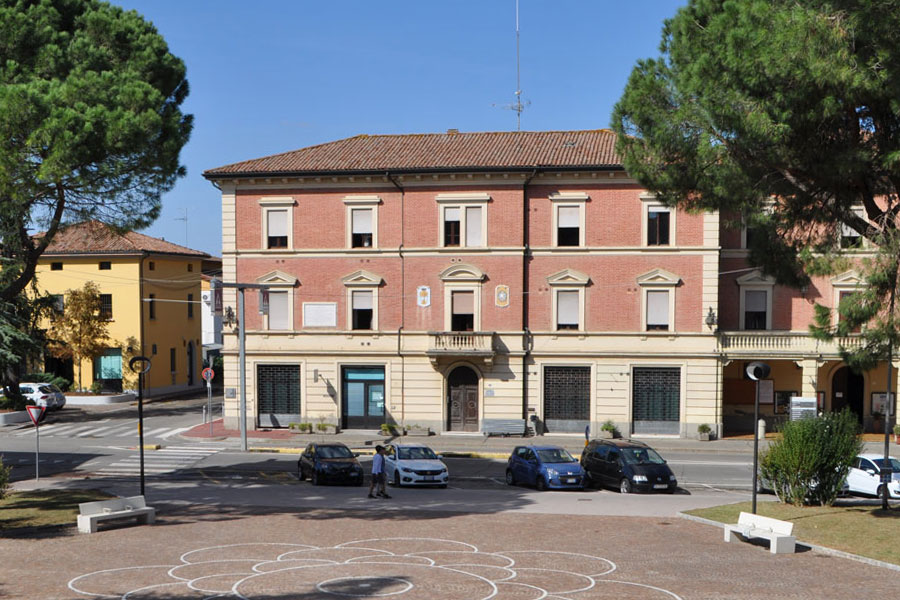 Ernesto Cattolico di Cagliari morto in solitudine in Emilia, i vicini: “Aiutateci a trovare i suoi parenti della Sardegna”