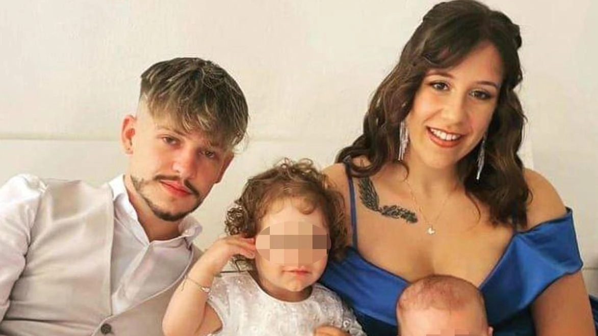 Positivo ad alcol e droga: l’auto si rovescia, muore la moglie 24enne, grave la figlia di sei mesi