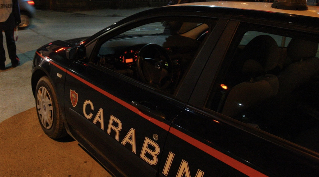 Caserta, uccide la moglie davanti ai figli: fermato un 30enne