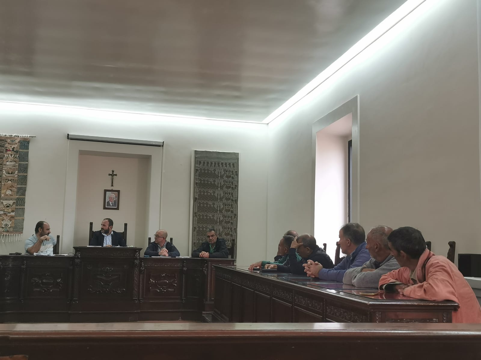 L’urlo disperato degli agricoltori di Isili: “Non abbiamo più acqua, se vogliono ammazzarci lo dicano chiaramente”