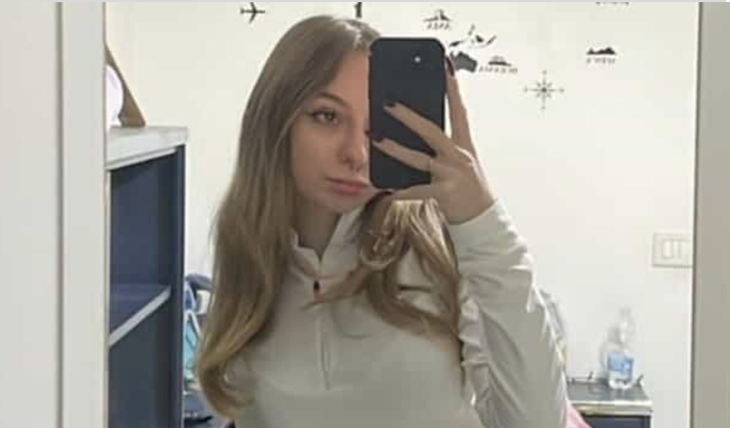 Giallo a Bergamo, ragazza di 19 anni uccisa in casa a coltellate