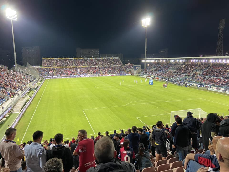 Cagliari-Bologna 0-2, il giocattolo rossoblù si è rotto: Nicola surclassato in ogni zona del campo, altro ko