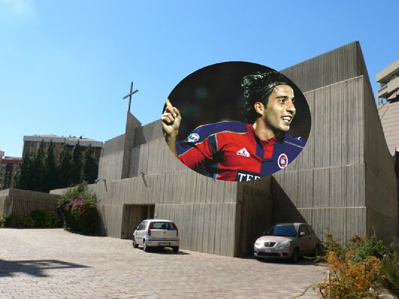 Folla nella chiesa di Genneruxi per l’addio a Andrea Capone, l’ex giocatore del Cagliari morto a 43 anni