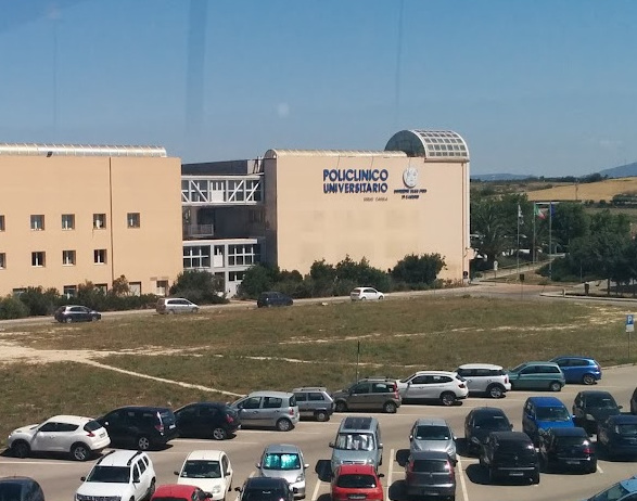 Rabbia e caos anche al Policlinico di Monserrato, si rischia un mega sciopero: “Settemila euro in meno per ogni medico”