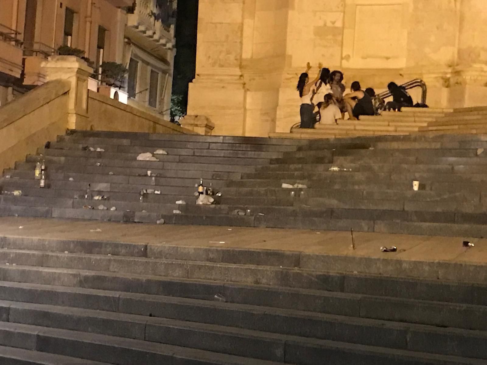 Malamovida a Cagliari: “Più agenti sul territorio, potenziamento dell’illuminazione e videosorveglianza”