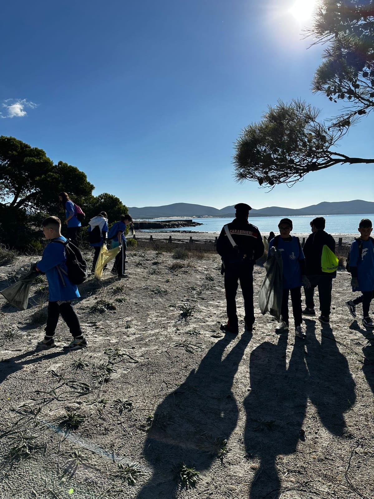 Porto Pino, carabinieri e ragazzi insieme per la tutela dell’ambiente marino