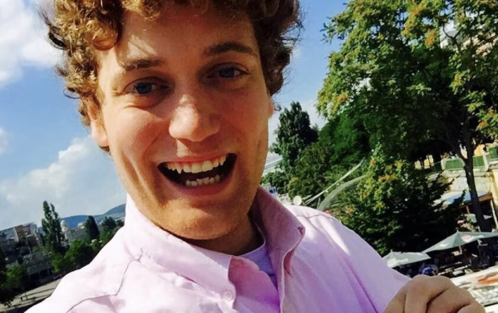 Malore improvviso mentre dorme a casa della madre, Manuel muore a 29 anni