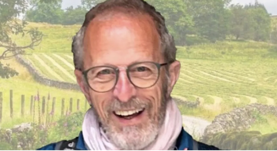 Uomo di 77 anni muore per salvare la moglie che stava per essere investita