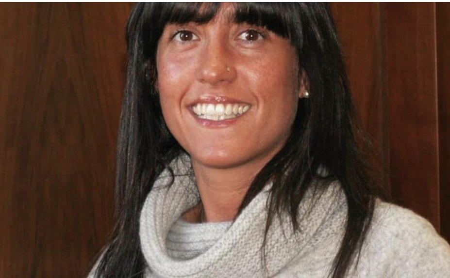 Scoppia un incendio che fonde la tubatura della cucina, Annalisa muore a 50 anni