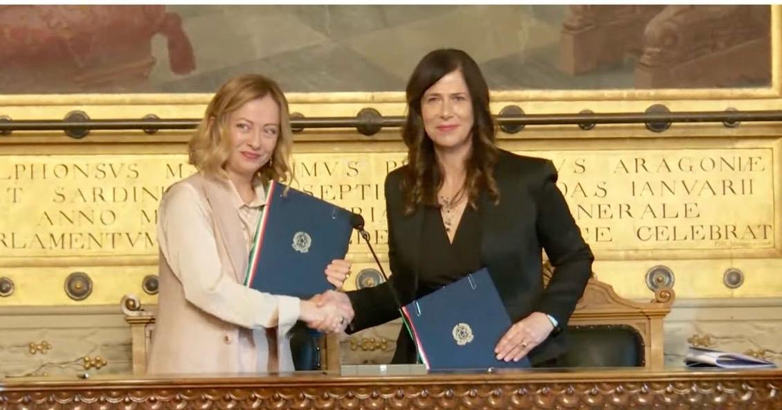 Tre miliardi per 294 progetti in Sardegna: la premier Meloni firma l’accordo a Cagliari