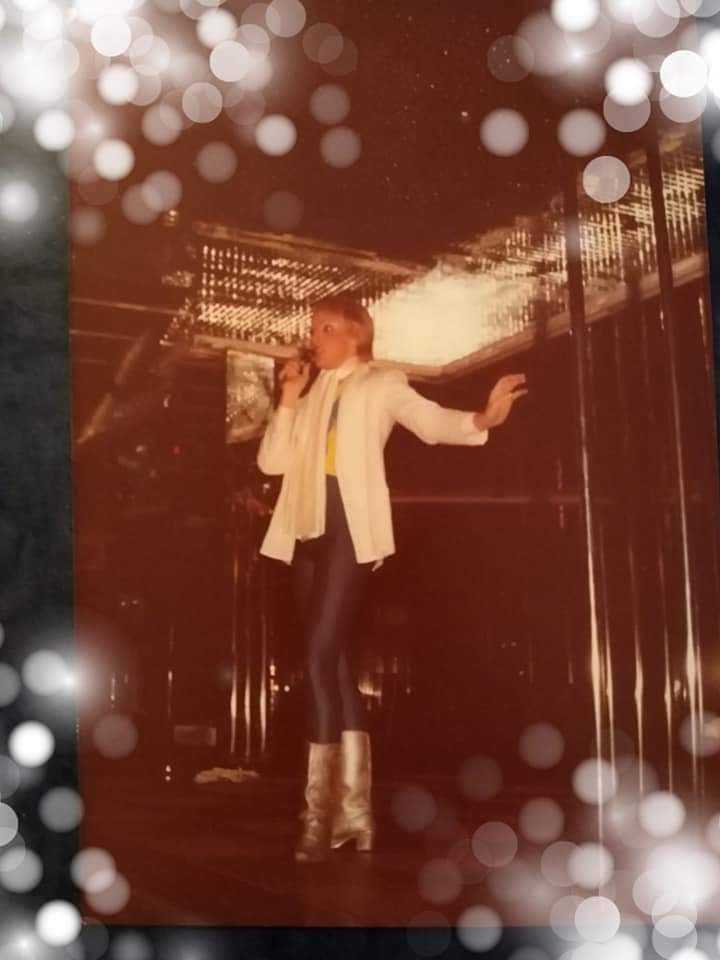 Quando anche Raffella Carrà si presentò in discoteca ad Assemini: le testimonianze dei lettori