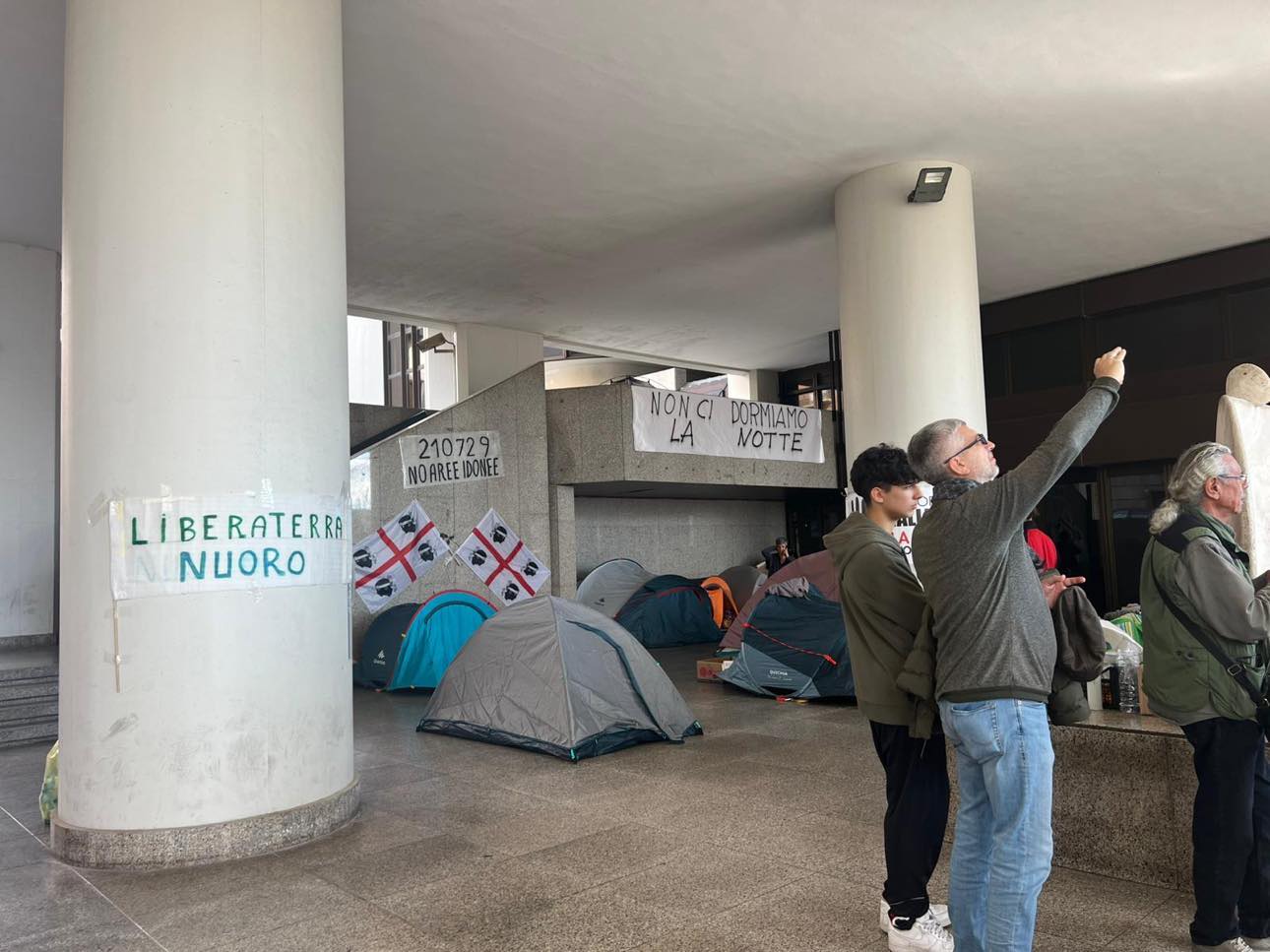 Cagliari, i fans della Pratobello non si arrendono: “Vogliamo più vincoli, no ai mega impianti eolici nell’Isola” (VIDEO)