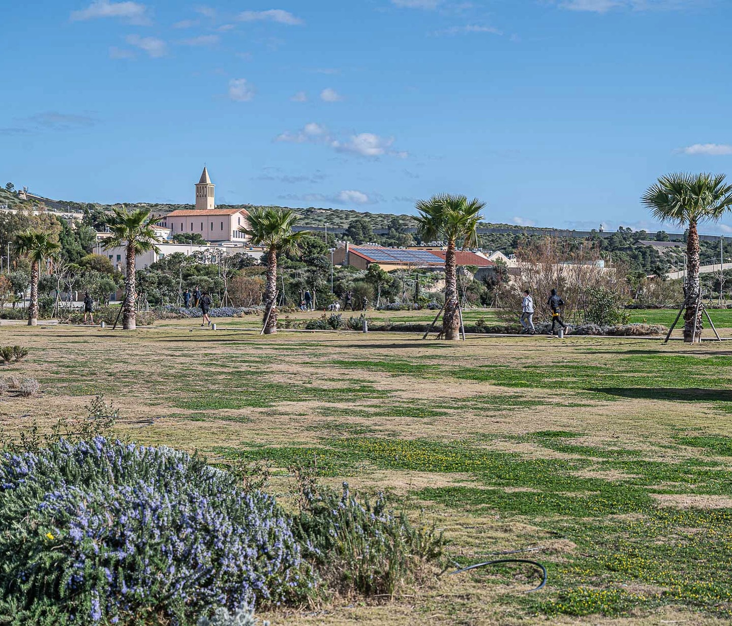 Cagliari, Zedda annuncia la svolta a Sant’Elia: “Ecco i soldi per palazzetto, parco degli Anelli e per fare più bello il quartiere”