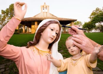 Donori riabbraccia la Madonna della Difesa restaurata