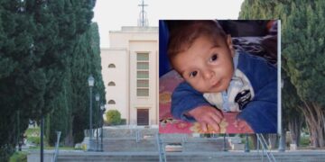 Cagliari, l’ultimo straziante saluto al piccolo Andrea morto in culla a soli tre mesi