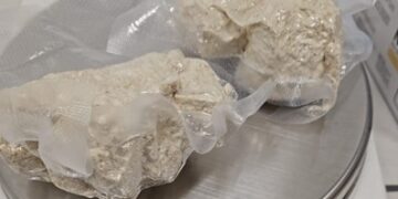 Cagliari, ai domiciliari teneva in casa oltre 200 grammi di droga