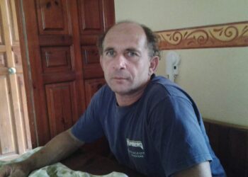 Lacrime a Elmas per la morte di Stefano Deiana, un grande operaio morto schiacciato da un un camion