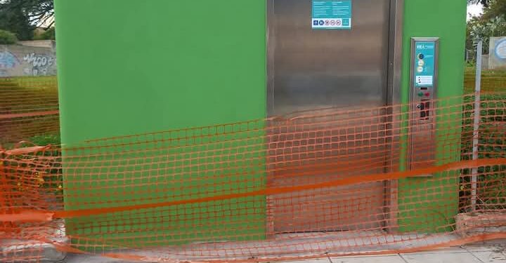 Due bagni pubblici a Monserrato, in piazza Gennargentu e via Caracalla