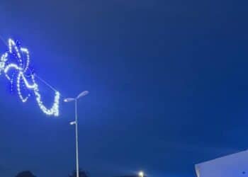 Capoterra, al buio per le troppe luminarie: “Troppo carico nel giorno di Natale”