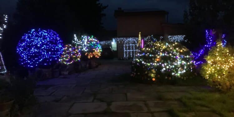 Concorso Migliori Luminarie in Sardegna 2024: Casa Pusceddu-Gallus a Quartu