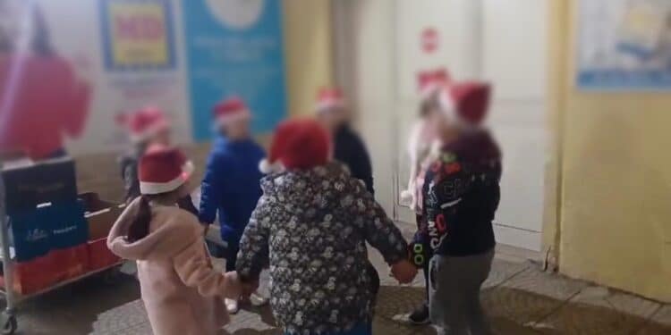 Cagliari, Natale per tutti: il gesto solidale dei bambini del quartiere Sant’Elia