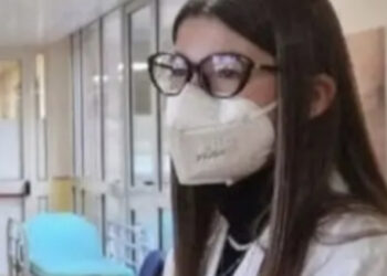 Ludovica realizza il suo sogno diventando “medico per un giorno” al policlinico: “Ho capito qual è la mia strada”