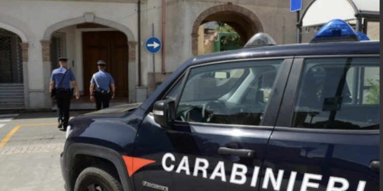 Alghero, rapina in un distributore di benzina: bottino da 30 mila euro