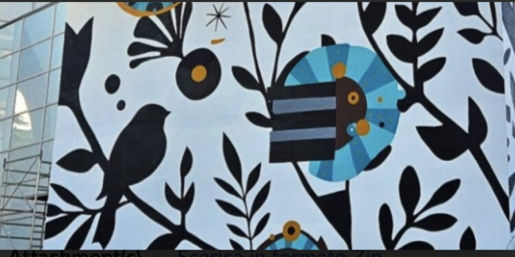 Cagliari, l’aeroporto Mameli accoglie il Tree of Life: il nuovo murale di Giorgio Casu