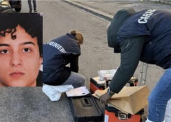 Lite fuori da una discoteca finisce in tragedia, morto un 17enne