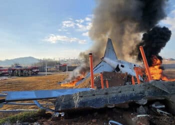 Tragedia in Corea del Sud: aereo si schianta, 179 morti e due sopravvissuti
