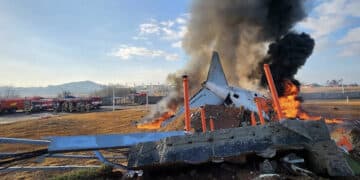 Tragedia in Corea del Sud: aereo si schianta, 179 morti e due sopravvissuti