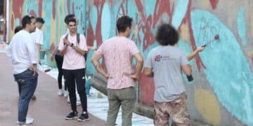 Sarroch, un murale realizzato dai giovani per rafforzare il senso di comunità