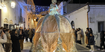 TORNA A CAGLIARI LA MADAME OPERA, NOTE IN ROSA
