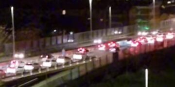 Cagliari, ennesimo tamponamento sull’asse mediano: traffico in tilt e file chilometriche